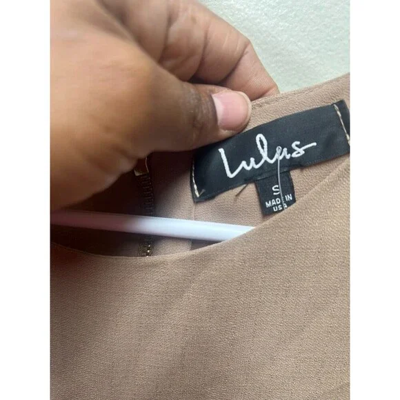 Lulus Shift and Shout Nude Color Shift Dress, Small Lined short sleeve zip back - Picture 4 of 8